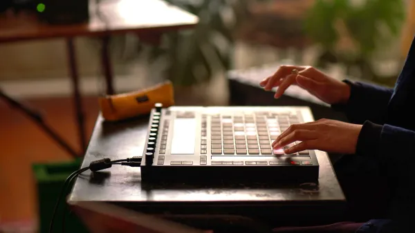 How to create a hip hop beat: A beginner’s guide to beatmaking